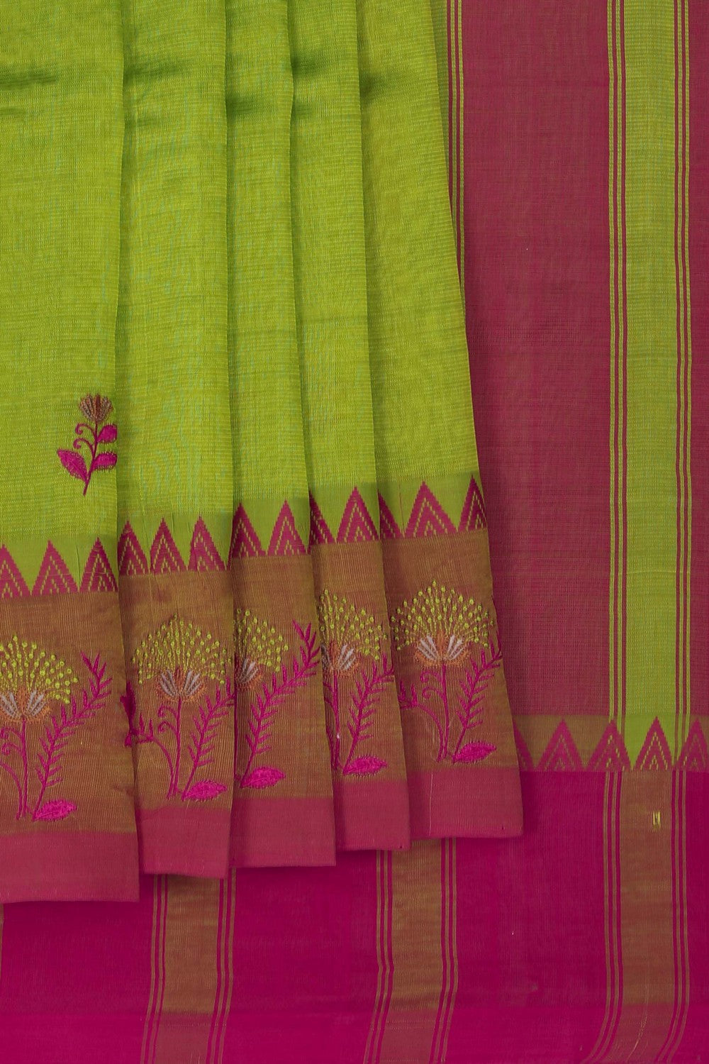 Image of Mangalgiri Silk Embroidery Saree